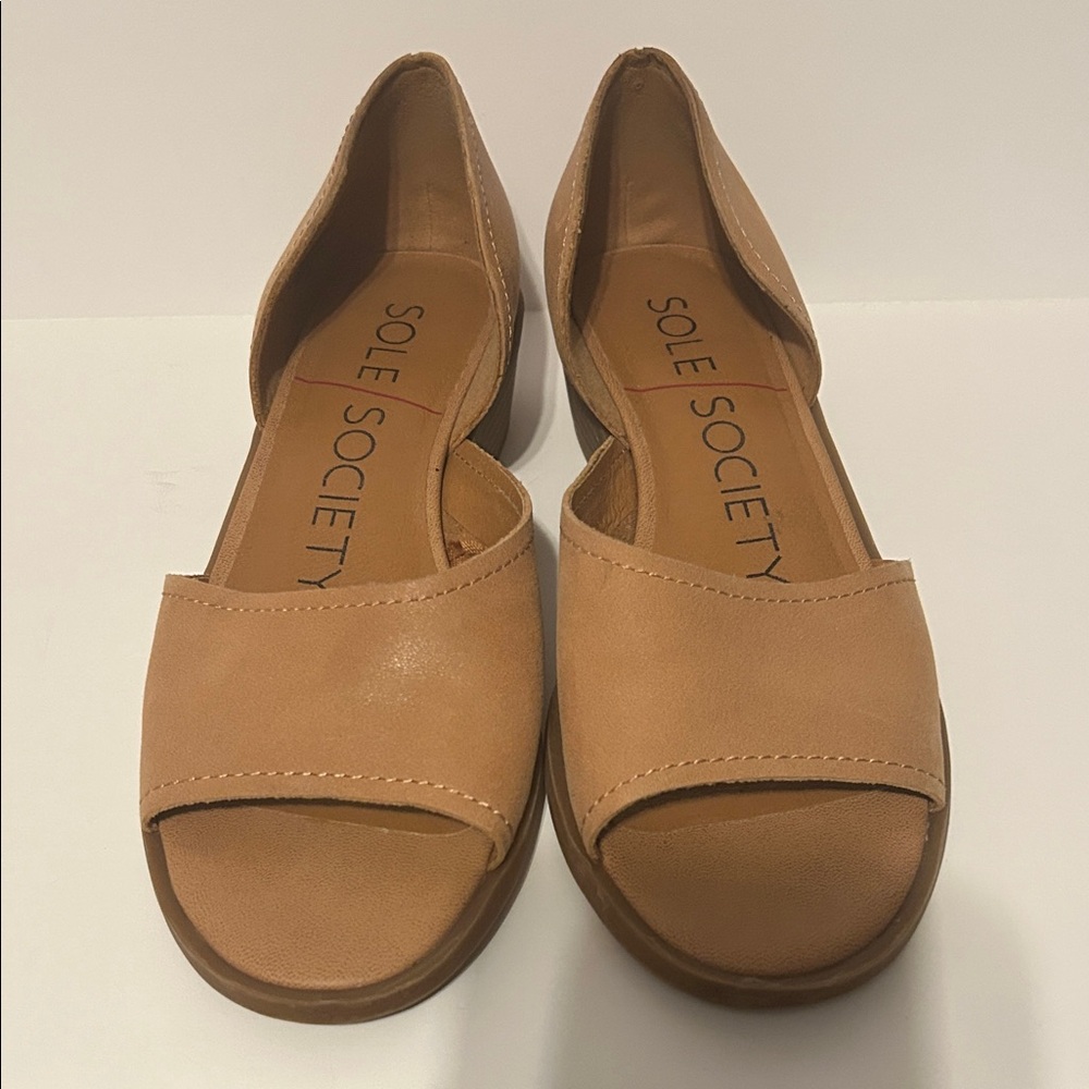 Sole Society Women's Tan D'Orsay Open-Toe Flats